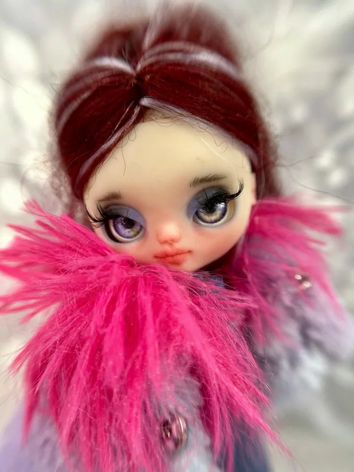 Petite Blythe doll with burgundy hair. Miniature doll with beautiful eyes.