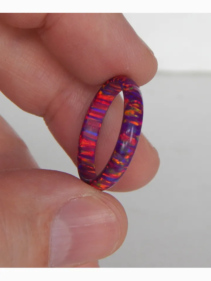 Very beautiful ring of opal. Solid opal ring. Synthetic opal ring.