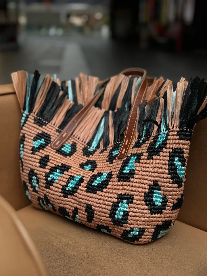 Crochet pattern leopard tote bag PDF digital instant download and video tutorial, animal print bag, summer tote, woman bag, top handle