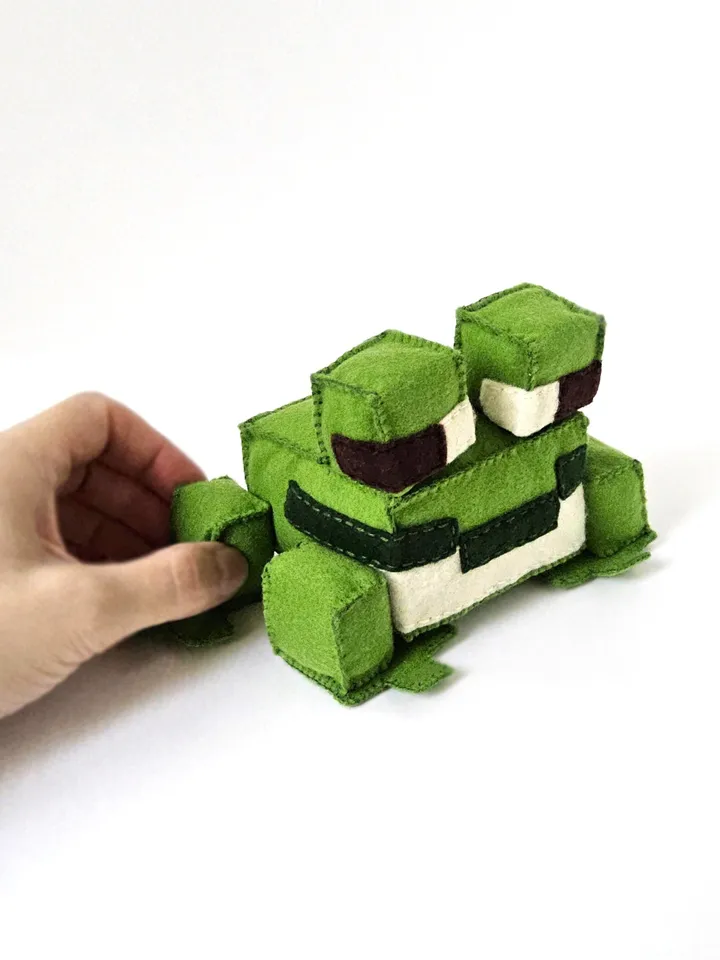 Worry Frog Toy Felt Pattern , felt animals toys patterns , Anti-stress worry pet.