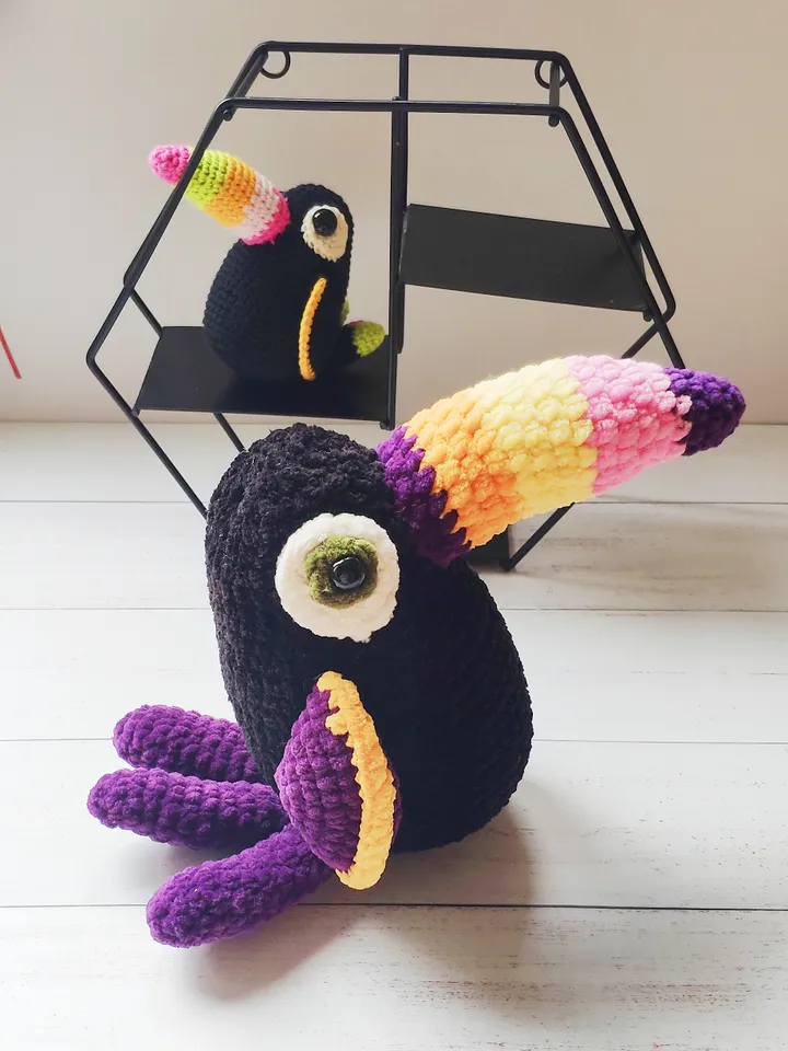 Toucan bird easy crochet amigurumi pattern 2 in 1
