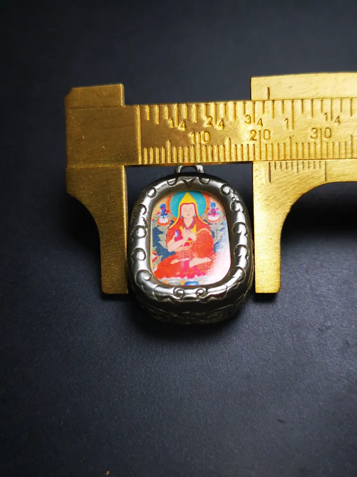 Gandhanra Antique Handmade Tsongkhapa Gau Ghau Shrine, Mini Tibetan Buddhist Altar Amulet Pendant,Made of White Copper