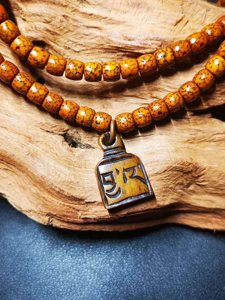 Yak Bone Carved Tibetan Letter Mala Pendant,Bead Counter Clip,Prayer Bead Accessories,Gandhanra Tibetan Amulet