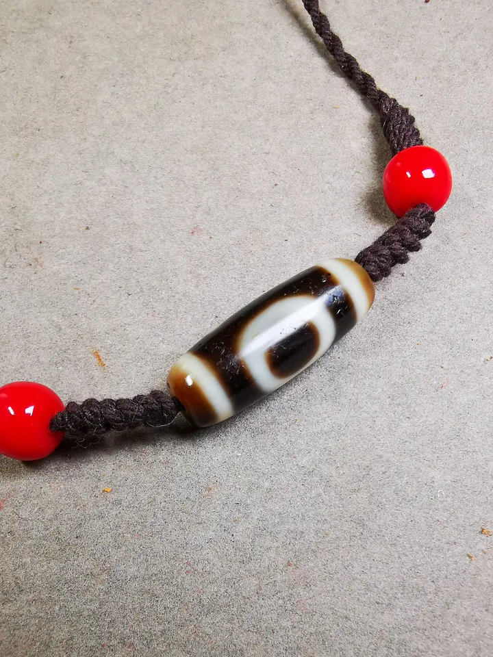 Gandhanra Antique Tibetan Dzi Bead Necklace,Sky & Earth Dzi (30 Years Old) + Agate Beads, Attract Wealth and Good Luck