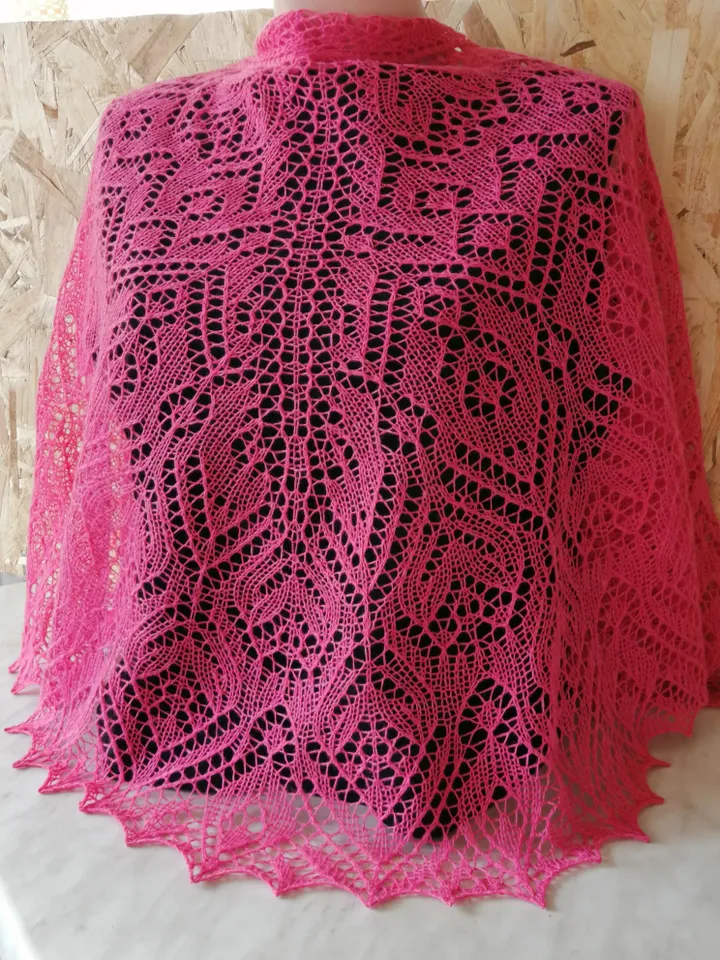 Shawl, lace shawl, wool shawl, soft shawl