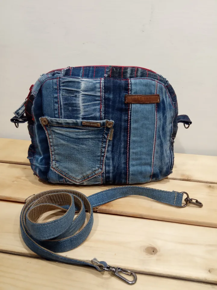Cute denim crossbody handbag made of denim .Boston Handmade Shoulder Bag