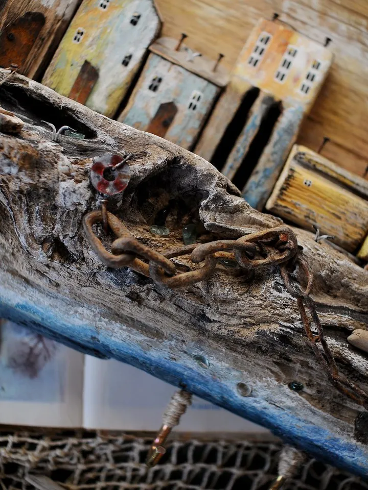 Large Driftwood Art Key Holder, Handmade Driftwood Wall Key Holder