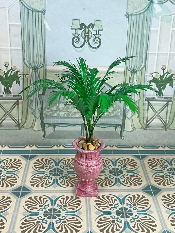 Palm tree in a flowerpot. Plant for a doll. Flower for a dollhouse. 1:12. Handmade.