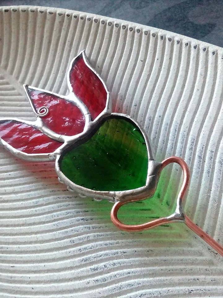 Garden art, Glass flower, Red flower, nature stained glass, Plant pot glass stake, Stain glass plant flower, Lotus stick