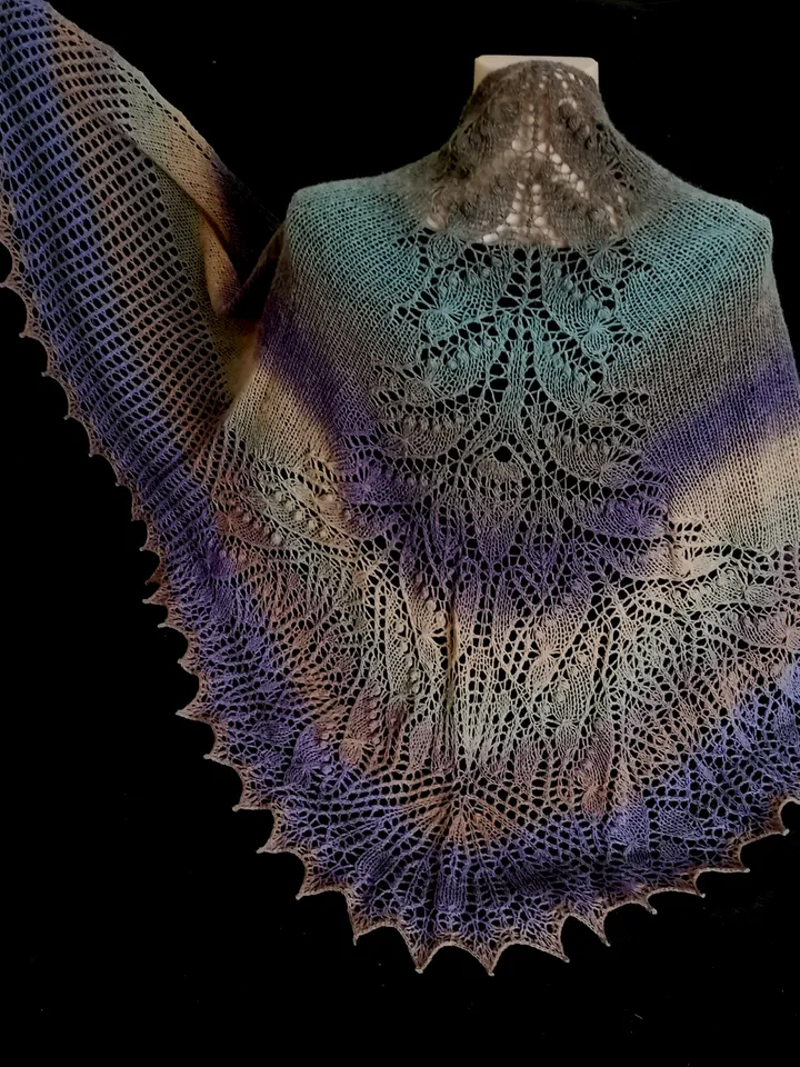 Wool Shawl, lace shawl, shawl, soft shawl