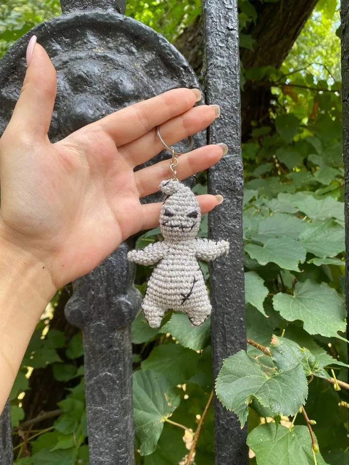 PDF Crochet small Oogie Boogie, Keychain Amigurumi Pattern, Crochet halloween, Halloween Crochet Pattern, Boogeyman, Monster toy pattern