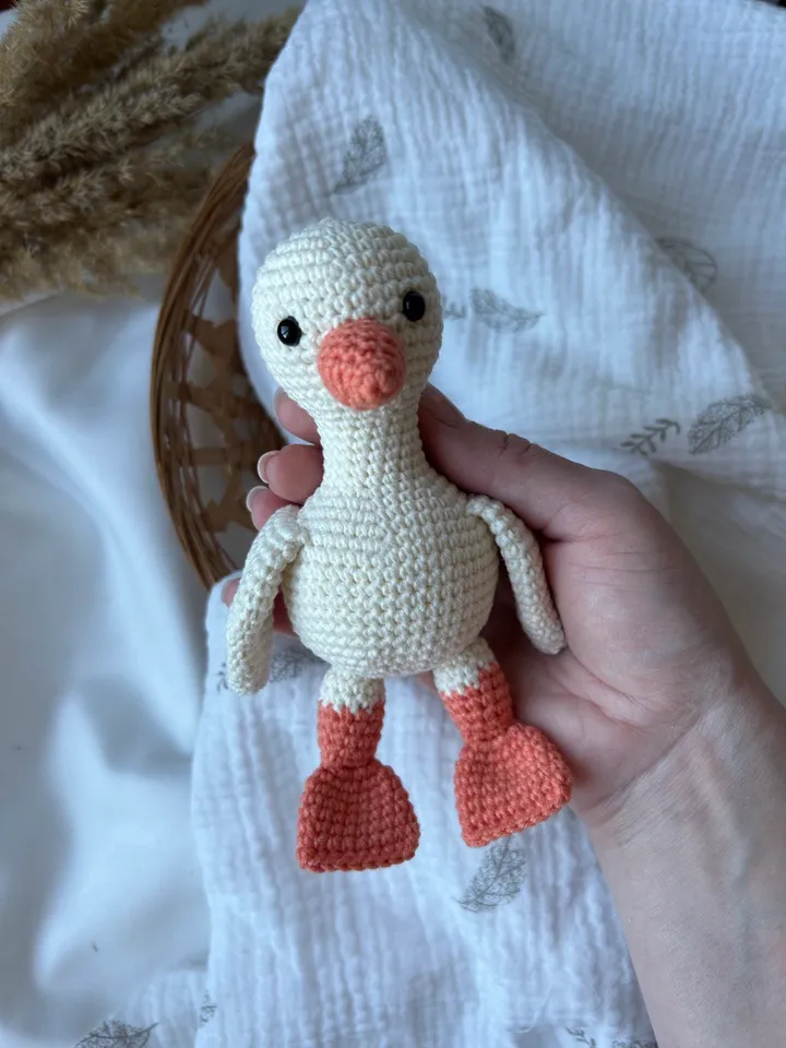 Crochet toy goose, amigurumi duck, crochet duck