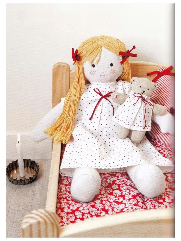 My rag doll: 11 dolls with clothes and sewing accessories