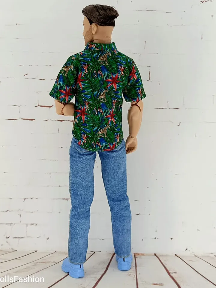 Jungle Panther Shirt for Ken with an athletic body