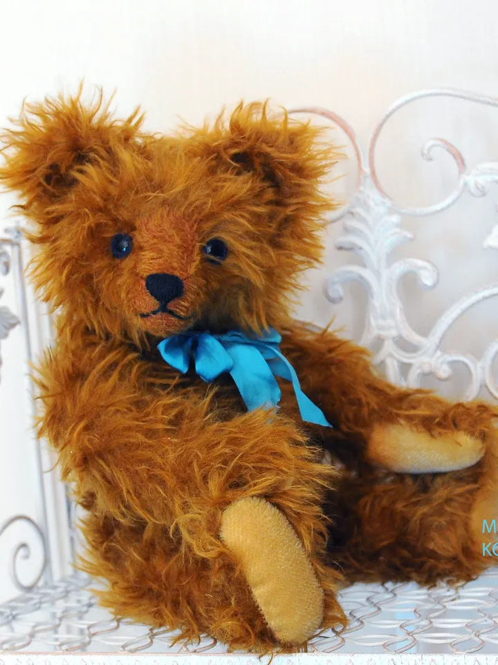 PDF Make Your Teddy Friend Cute Bear E-Pattern Artist design Sewing pattern for a 17 3/4 inches tall (45 cm) teddy bear