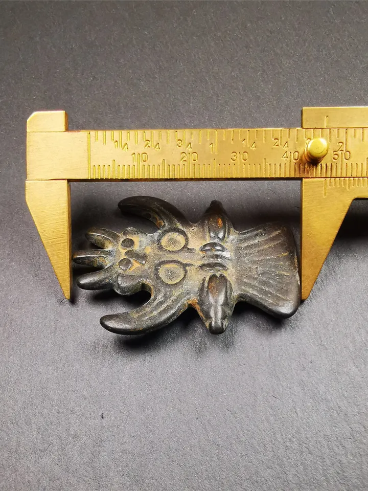 Gandhanra Antique Tibetan Buddhist Amulet Pendant - Garuda - The Golden-Winged Bird, Crafted from Thokcha,Size 1.8" * 1.4"