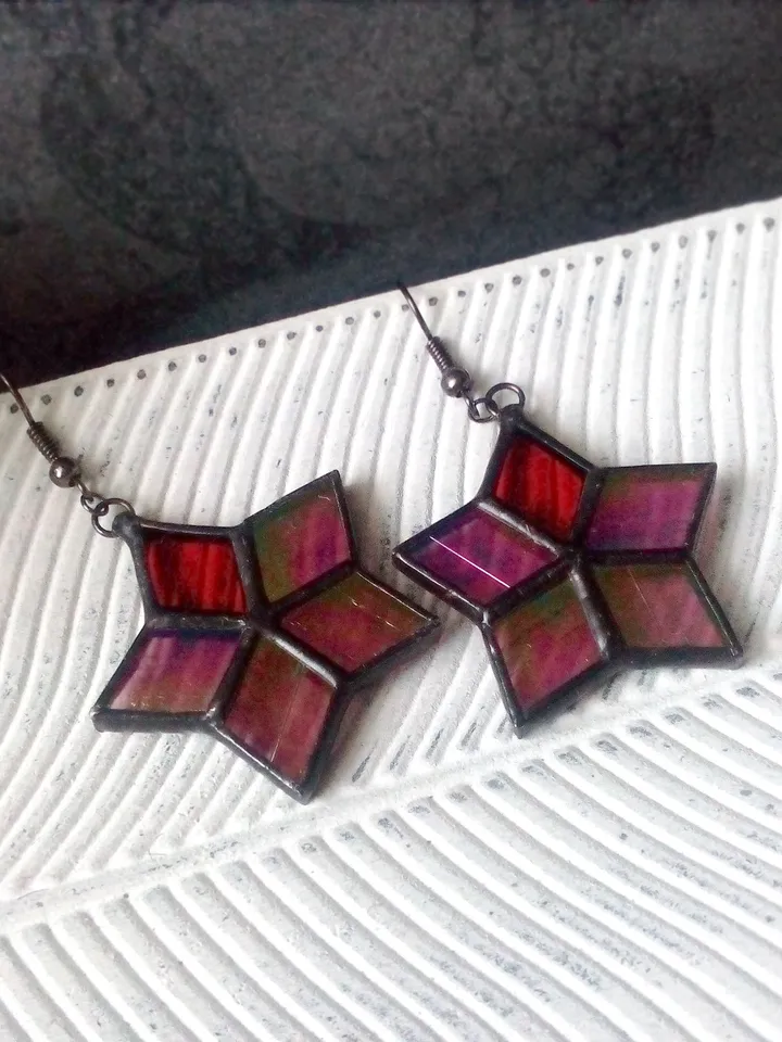 Star stained glass Iridescent earrings - Hoya flower geometric dangle earrings