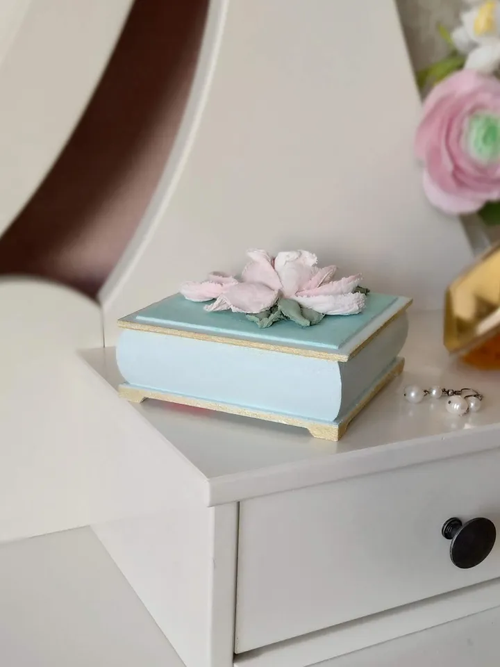 Small jewelry box with pink rose Trinket box Shabby chic decor Gift for woman for Mother's day Valentine's Day Birthday Wedding Christmas