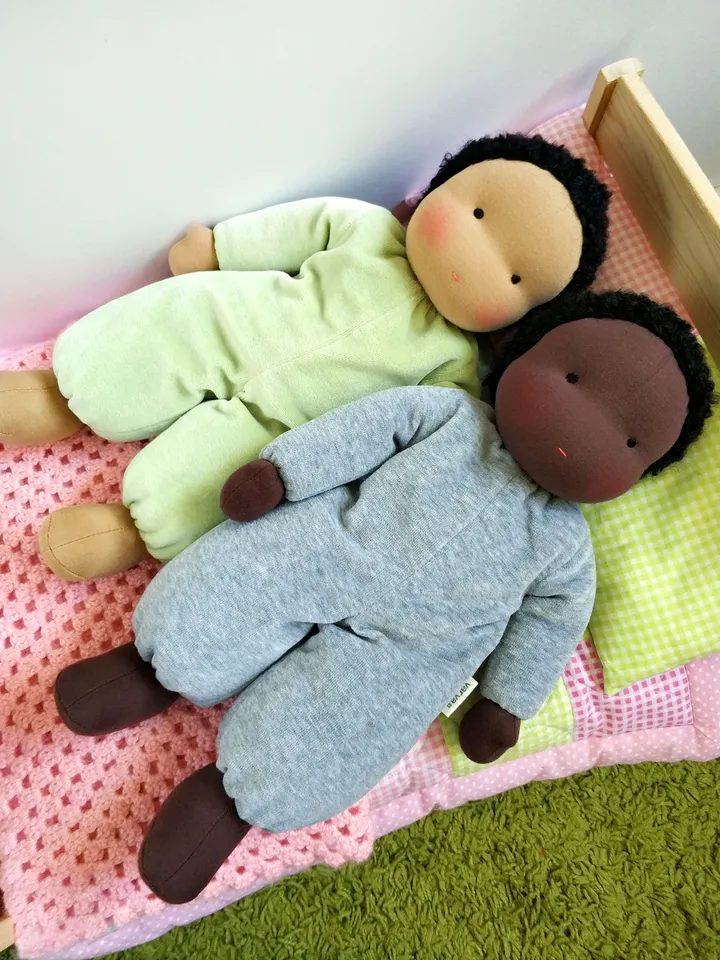 DIY Waldorf cuddly doll 13 inch (33 cm) tall. PDF sewing pattern and tutorial.