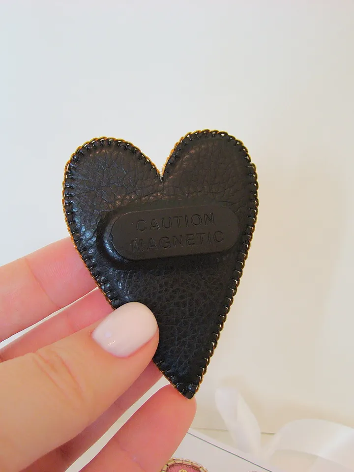 Heart eye brooch, embroidered brooch, beaded heart brooch