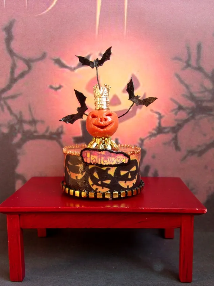 Puppet theater for Halloween. Pumpkin with illumination and bats. 1:12. dollhouse miniature. handmade.
