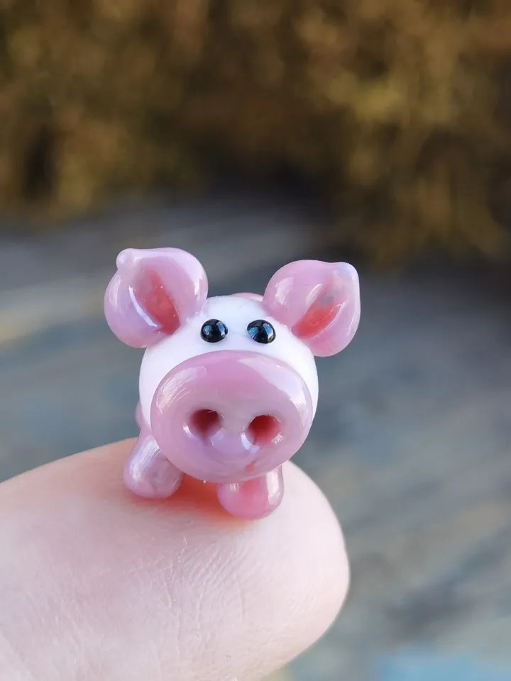Pig figurine Pig miniature Tiny pig glass pig Tiny figurine Miniature animal