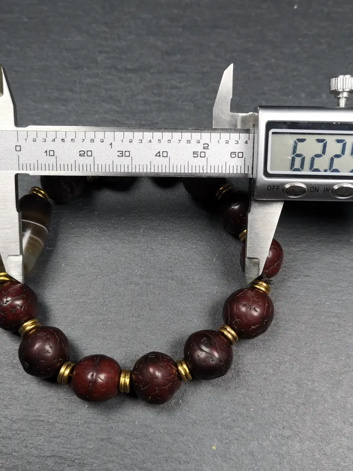 Gandhanra Antique Tibetan Striped Agate Bead Wrist Mala, Bodhi Seed Beads Bracelet,Diameter 2.5 inches