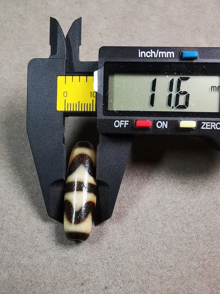 Gandhanra Tibetan Tiger Tooth Tasso Dzi Bead,Attract Wealth and Good Luck,Small Size 36*12mm,Deluxe Gift Box Included