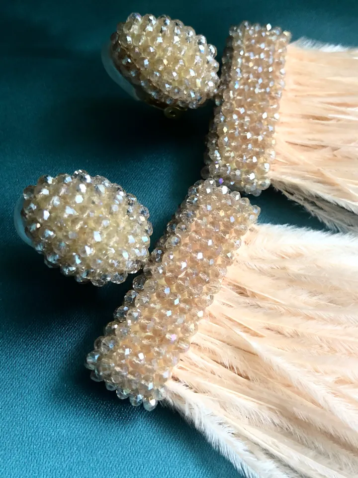 Feathers Beaded Earrings clip-on