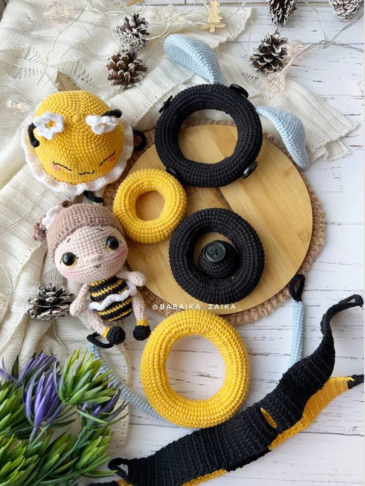 PDF Crochet Bee the Stacking Bag Pattern, Bee hive Amigurumi Pattern, Crochet Monster, Queen Bee Doll Crochet Pattern, Amigurumi Doll
