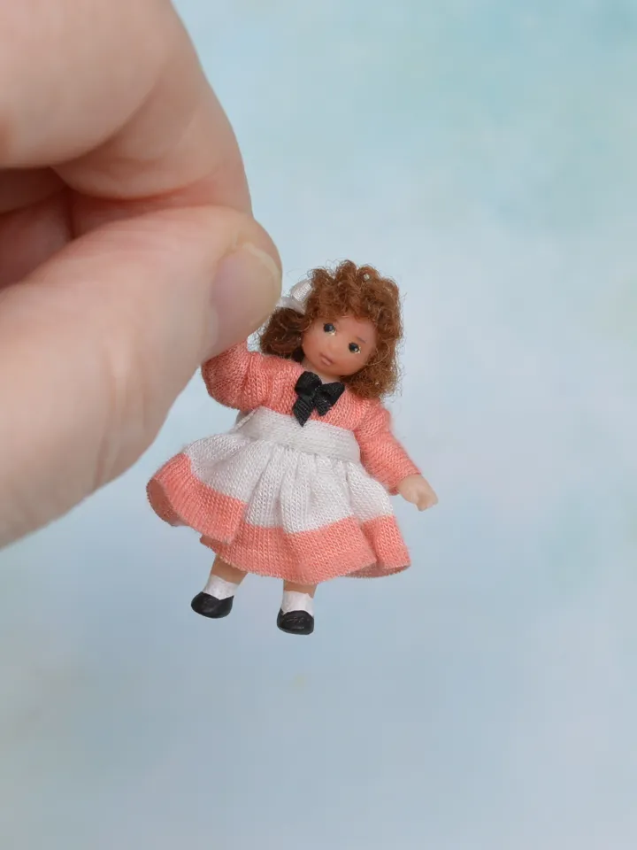 Miniature toy doll in 24th scales