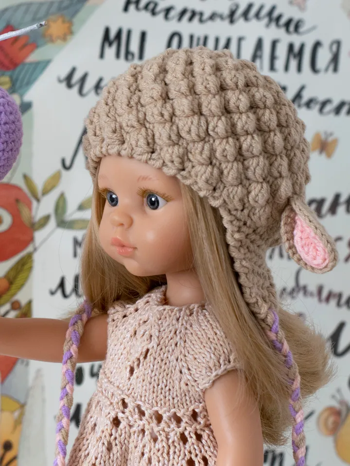 Crochet lamb hat for 13 inch dolls: Paola Reina, Meadow dolls Dumplings, Siblies Ruby Red, Little Darling for Easter