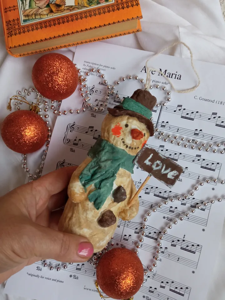 Handmade Christmas snowman in vintage style, cotton paper mache Free shipping
