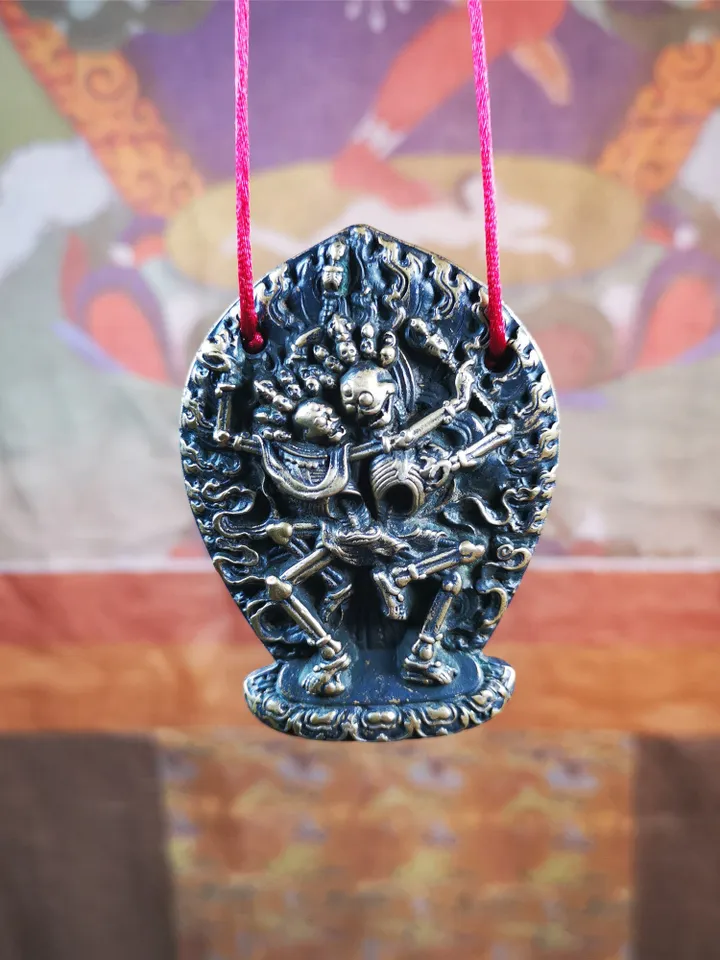 Gandhanra Old Mini Tibetan Buddha Statue Pendant, Skull Masters of Sitavana Badge,2.1&quot; × 1.8&quot;