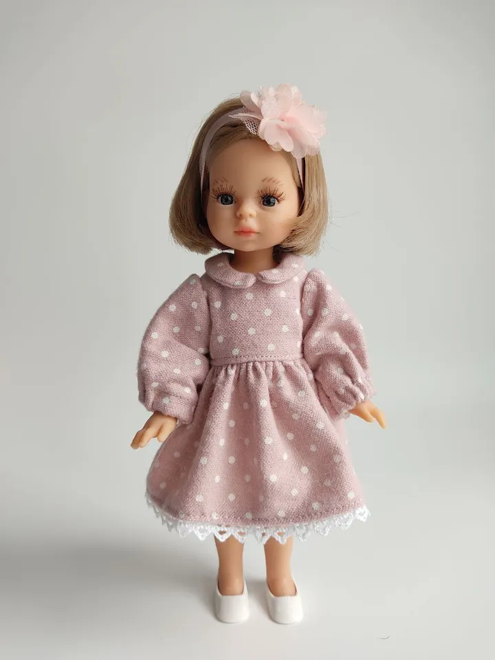 PDF sewing pattern for Paola Reina dolls.