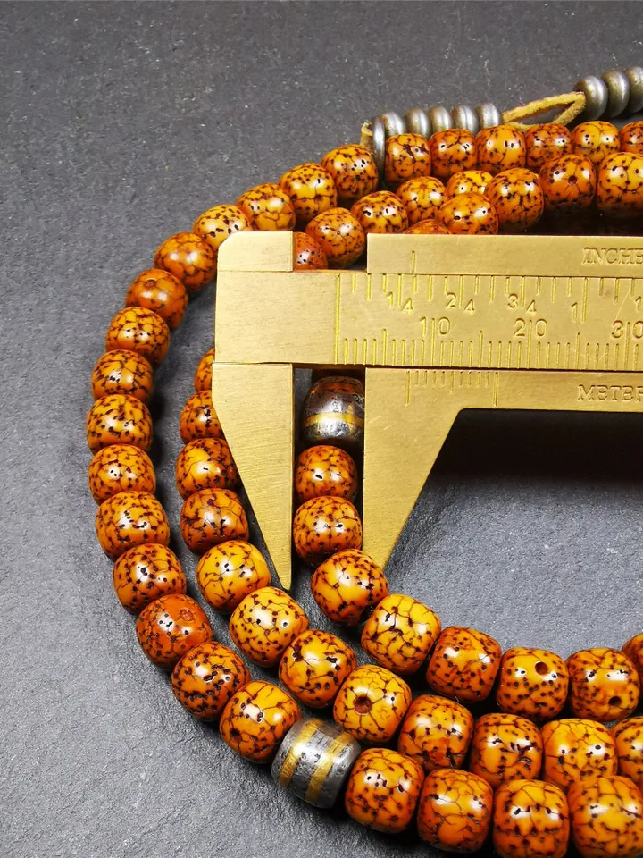 Gandhanra 108 Tibetan Lotus Seed Beads Mala,Prayer Beads Necklace,Rosary Beads for Meditation,Diameter 0.32", Circumference 30"
