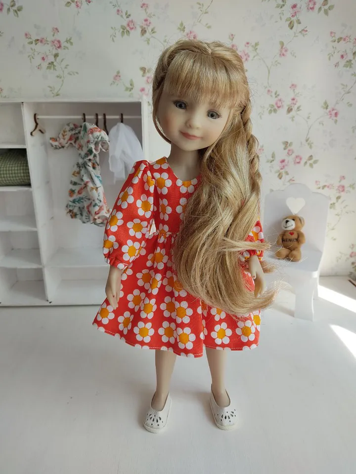 PDF sewing pattern for Ruby Red Fashion friends dolls.