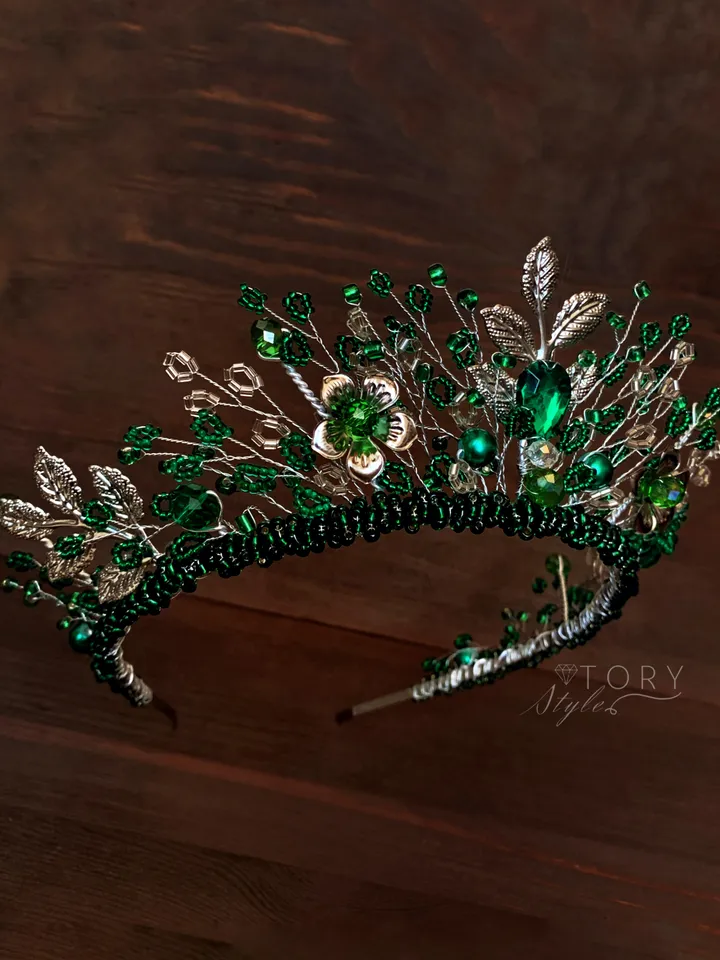 Green crown, Gold green crown, Silver Green crown, Emerald crown, Emerald tiara, Emerald diadem, Emerald headpiece, Green tiara, Elven crown, Elven tiara, Elven diadem, Wedding crown, Forest wedding, boho accessories, elf tiara, emerald wedding