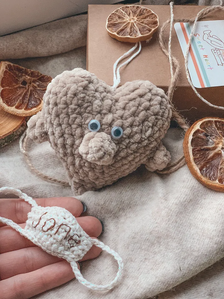 Crochet plush heart in mask personalised gift, small stuffed ornament, funny keychain Valentine’s Day, pendant on a car