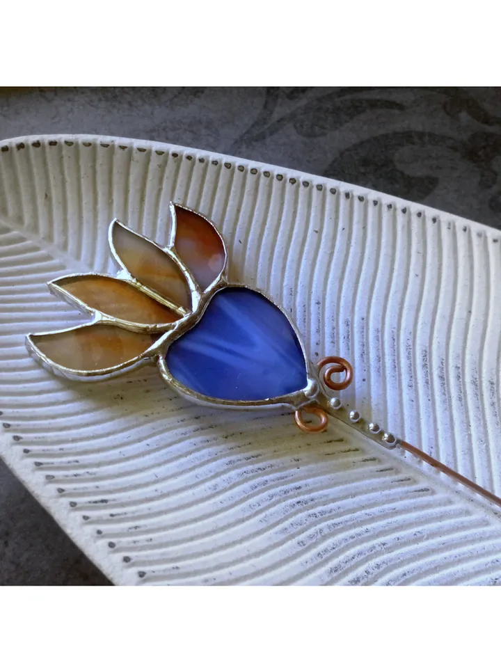 Garden art, Glass flower, lotus, lilie suncatcher, nature Stained glass, Orange flower, flower pot pole