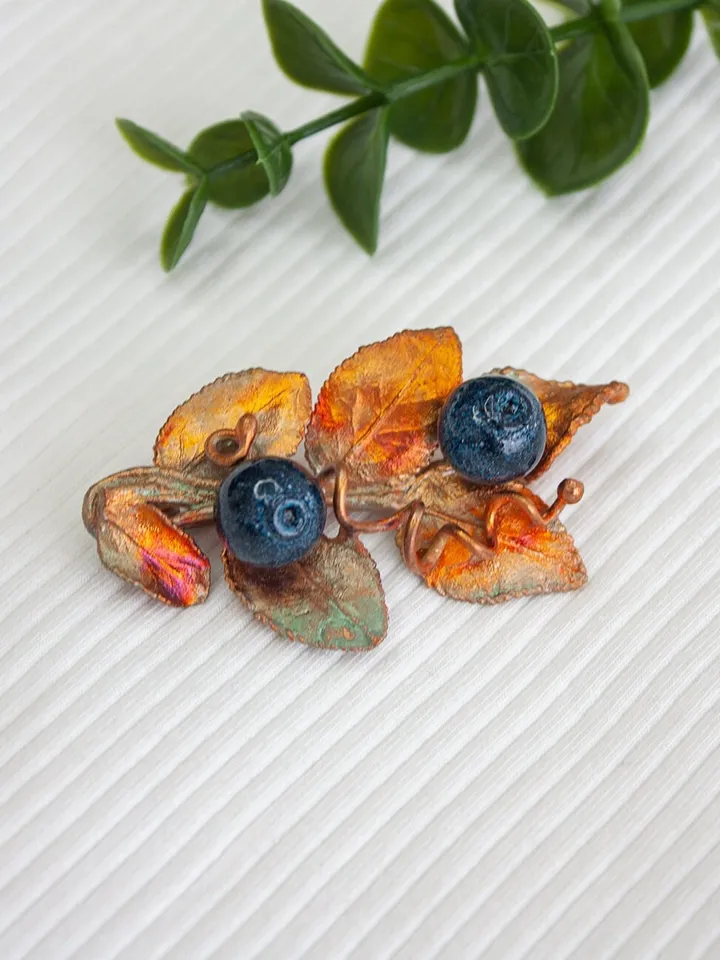 Blueberry brooch Small leaf brooch Murano glass blueberry Copper brooch Anniversary gift idea Forest brooch Elven jewelry