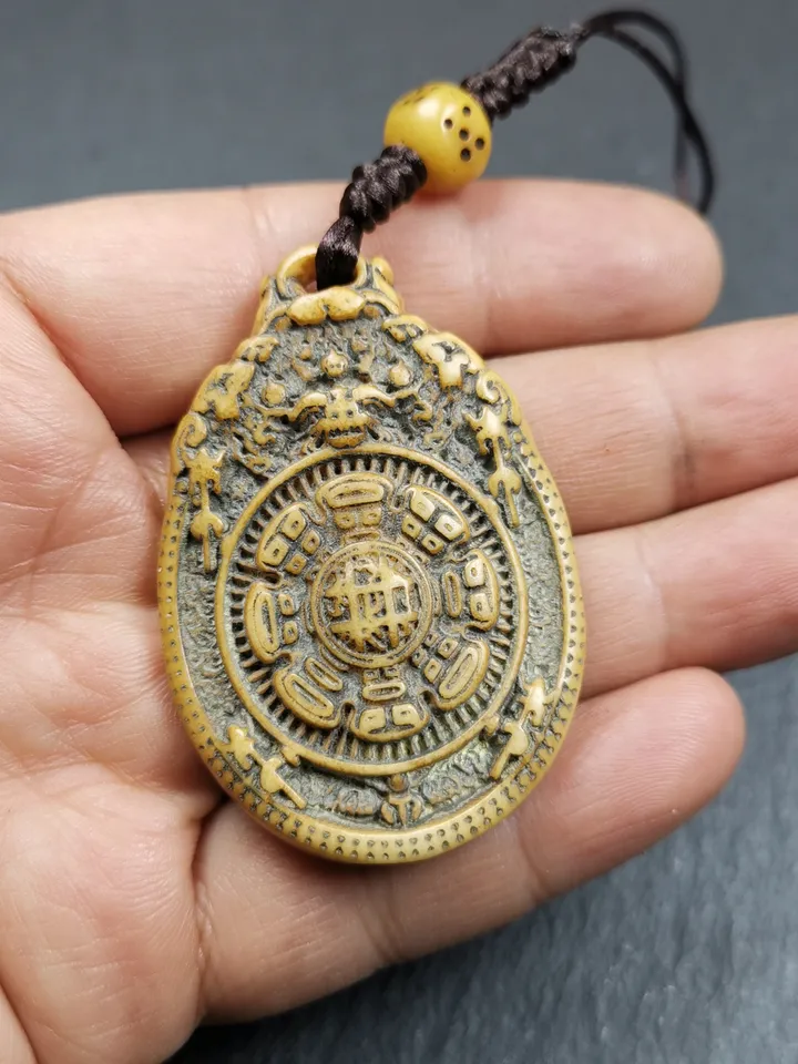 Gandhanra Antique Tibetan Buddhist Calendar Amulet,Yak Bone Carved Melong Mirror,SIPAHO(srid pa ho) Badge,1.46 inches, 20 Years Old