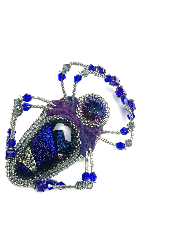 Purple spider brooch, Beaded insect brooch