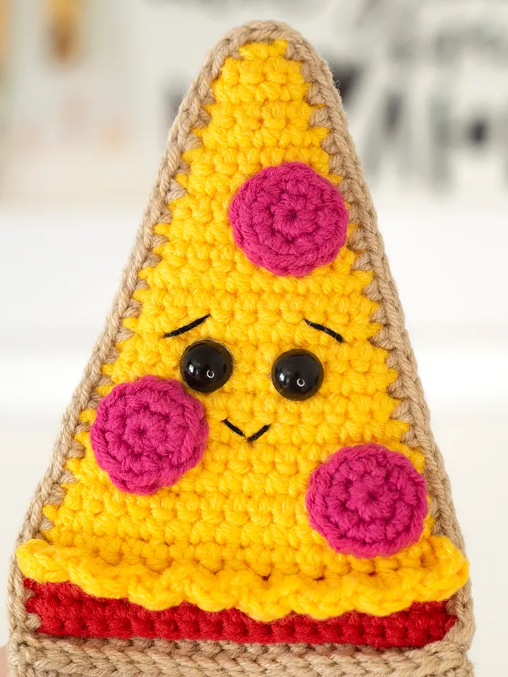 Crochet food slice pepperoni pizza, kitchen toy, gift idea friends, kawaii, pretend play food, cute fake pizza handmade