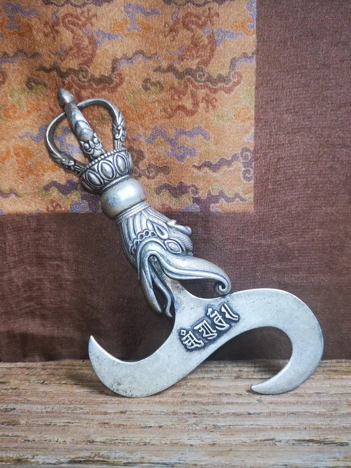 Kartika Knife of the Dakinis - Gandhanra Antique Tibetan Ritual Hook - Tantric Buddhist dharma instruments,30 Yearl Old