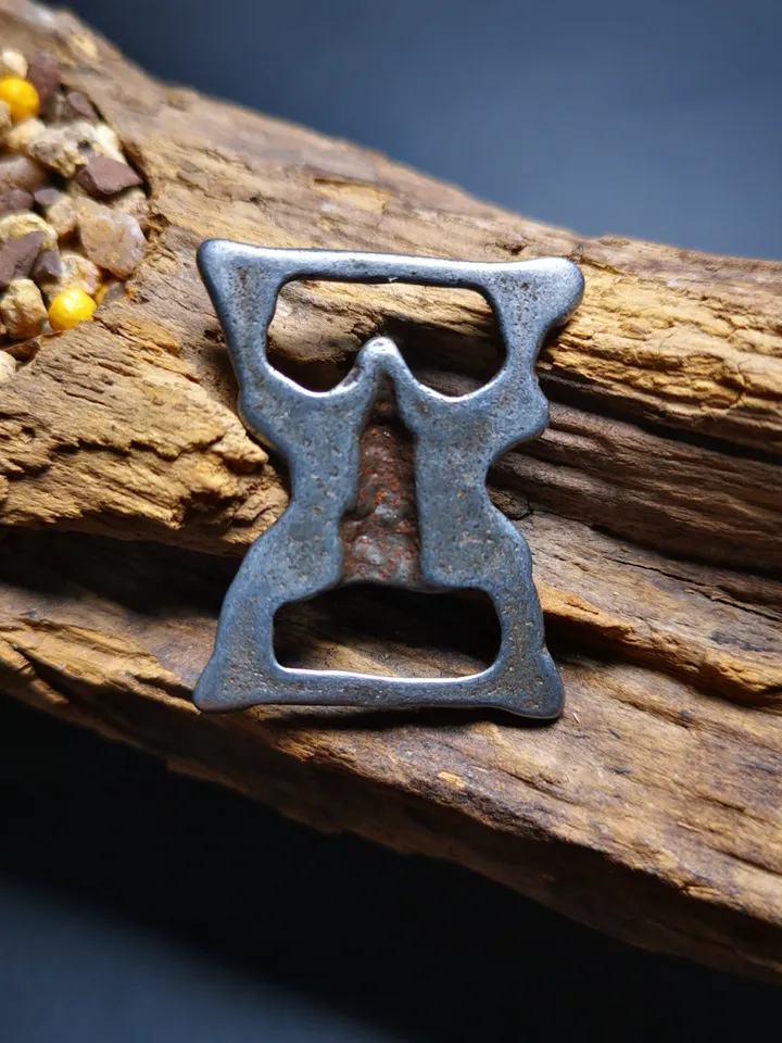 Gandhanra Handmade Scripture Book Buckle,DIY Buckle for Book,Belt,Made of Cold Iron
