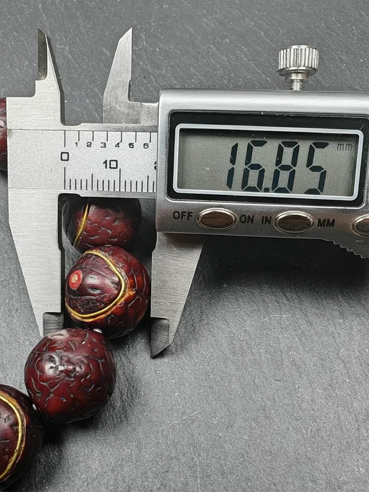 Gandhanra Unique Tibetan Wrist Mala,Old Bodhi Beads Bracelet,Inlaid Copper Wire and Agate,Diameter 17mm,Circumference 20cm