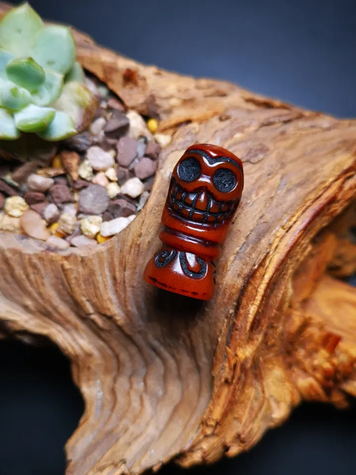 Gandhanra Tibetan Amulet,Yak Bone Carved Skull Sītavana Pendant, Hand-carved Skull Pendant for Prayer Bead/Necklace