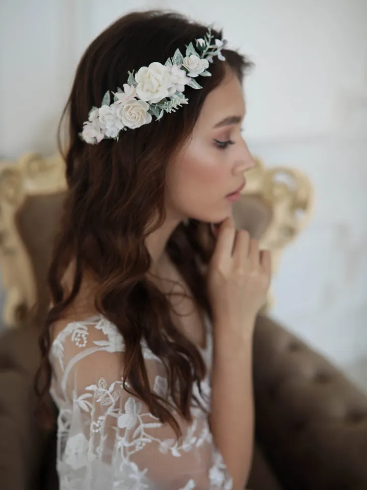 White flower crown, Wedding Flower Crown, Side Flower crown, Bohemian crown, Flower Girl Crown, Rose Flower Headband