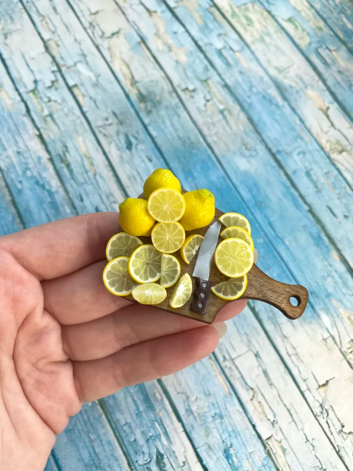 Magnet Miniature Lemon Board with Polymer Clay Souvenir